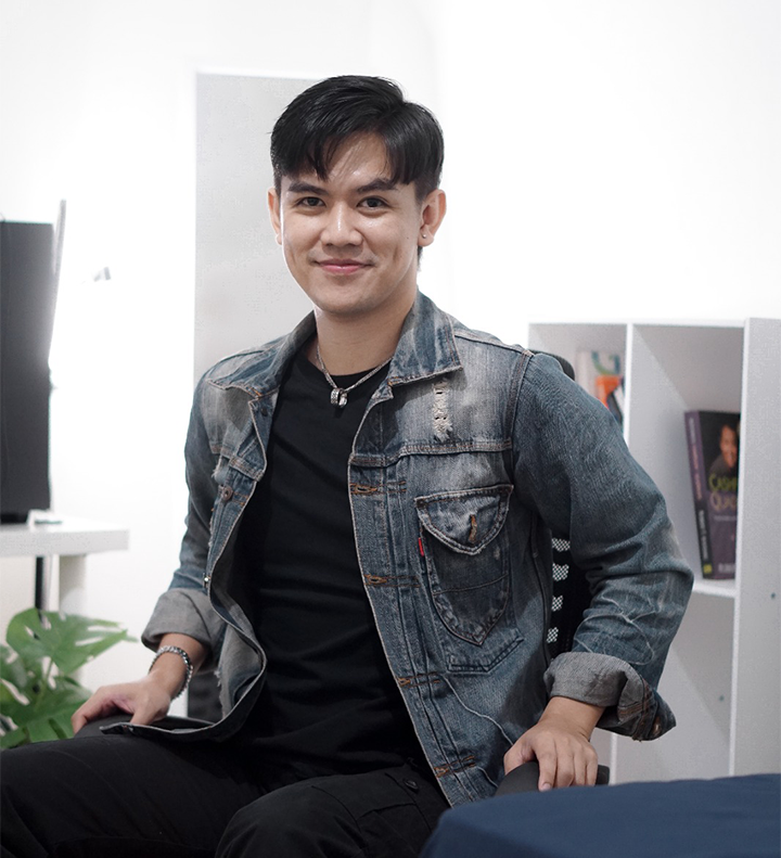 Wahtu Denis Kurniawan,S.ARS